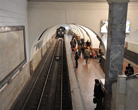 Станция метро «Сокол»