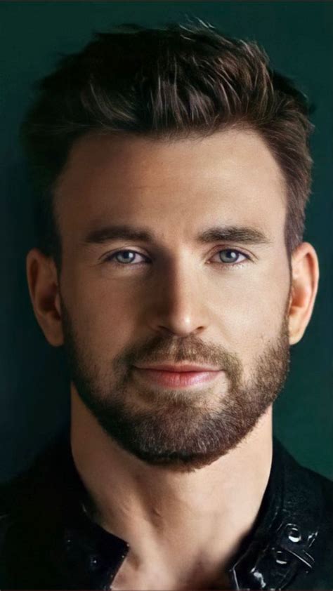 Handsome Older Men, Handsome Actors, Chris Evans Haircut, Best