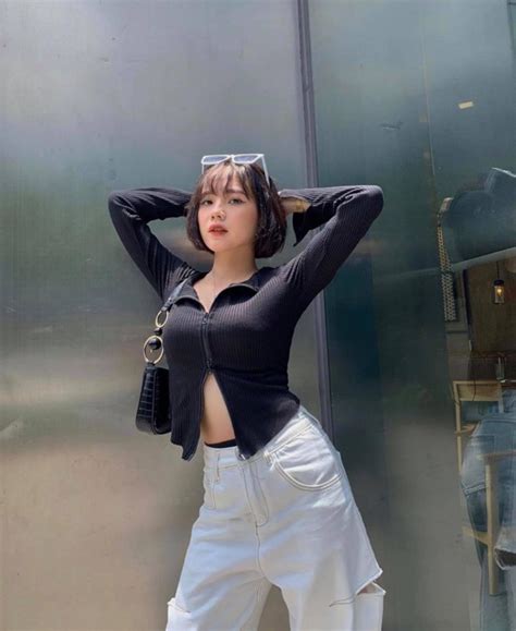 Nghiện thả rông hot girl làm dân mạng nổ đom đóm mắt vì vòng một quá gợi cảm Người đẹp Việt