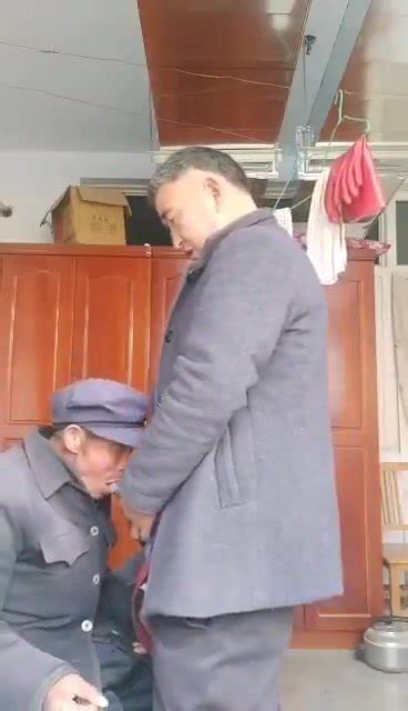 Mature Asian Man Sucks Cock ThisVid