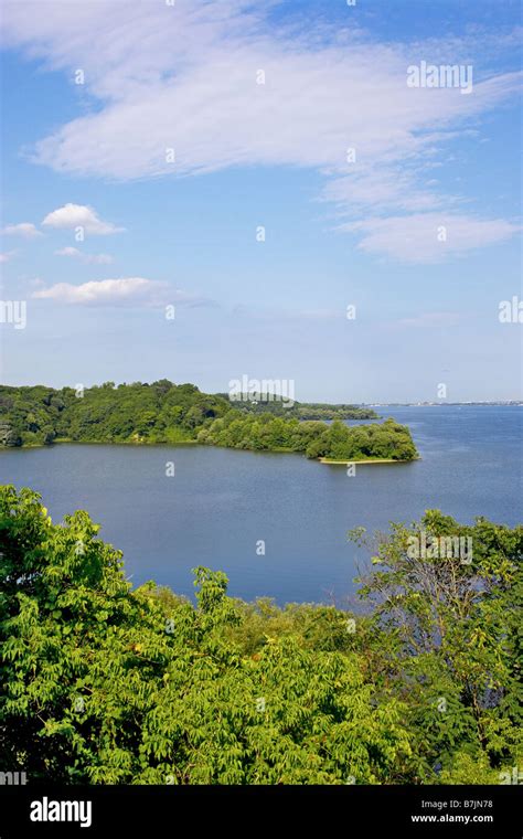 Burlington Bay Hi Res Stock Photography And Images Alamy