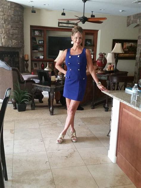 Mature Trophy Scrolller