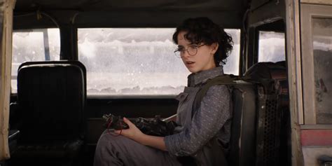 New Ghostbusters Afterlife Image Features Finn Wolfhard Mckenna Grace