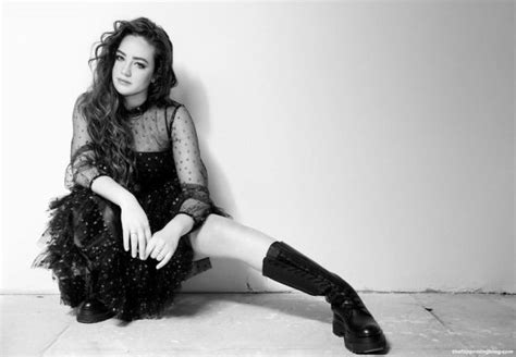 Mary Mouser Sexy Photos Possible LEAKED Nude Video Hot Scenes