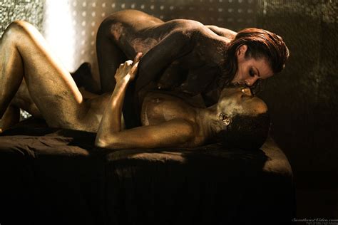 Ana Foxxx Pleases Naughty MILF Alexis Fawx By Licking Her Pussy 15 Photos