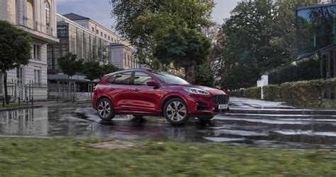 Ford Kuga 03 – MEGAMODO