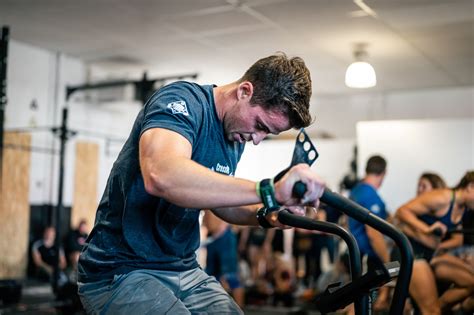3 Arm Bike Workouts For Every Fitness Level - Weight Loss Made Practical