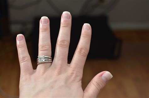 Diy French Tip Gel Shellac Nails Thesimplehaus