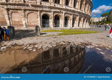 Roman Colloseum En Roma Imagen Editorial Imagen De Monumento