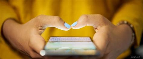 How to join a Whatsapp group? - Aww URL