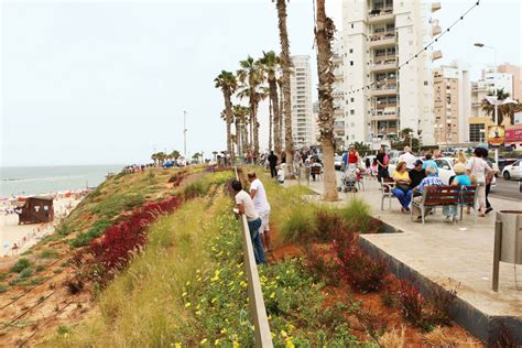 Bat Yam Beach Ridge Promenade – StudioMA