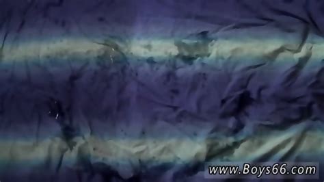 Boy Piss In And Gay Sexy Men Cumming Or Pissing Billie Tries His Own Wee