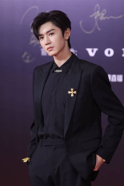 Thảm đỏ khủng Cbiz Triệu Lệ Dĩnh Angela Baby đọ sắc gay cấn giữa dàn mỹ nhân lộng lẫy Trần