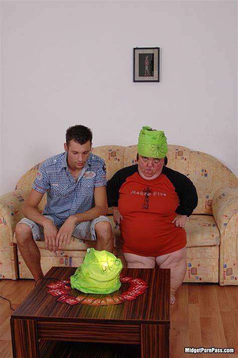 Fat Ugly Midget Fucked By Normal Guy Porn Pictures XXX Photos Sex Images 3253551 PICTOA