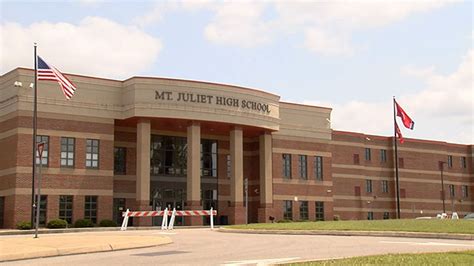 Mt. Juliet High School to transition to remote learning Monday | WKRN ...