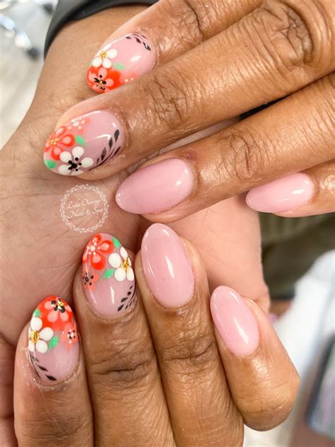 Freehand Floral Nail Art On Nude Nails Floral Nail Art Floral Nails Nude Nails