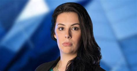 Breakdown Hell For Elle Posh Babe Confides In Bbc Shrink Daily Star