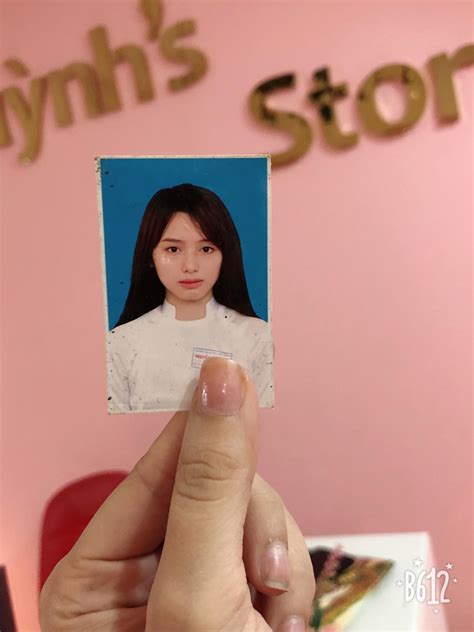 Hot girl tuổi không học đại học kiếm hàng chục triệu mỗi tháng và ảnh quá khứ bất ngờ