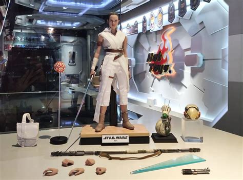 Ray Kylo Ren Hot Toys