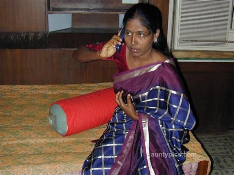 Hot Pakistani Aunties Friendship Actress Models Hot Pictures Photos Gallery