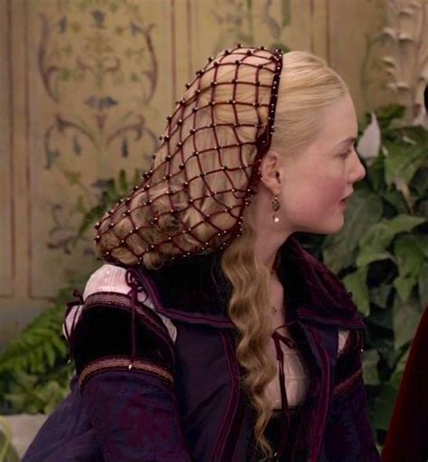 Holliday Grainger As Lucrezia Borgia In The Borgias Tv Series 2011