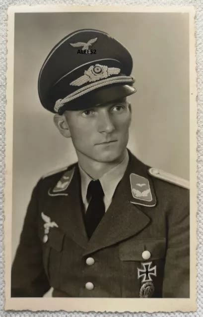 FOTO PORTRAIT 2 WK Luftwaffe Flieger Offizier Orden EK1 German Aviator