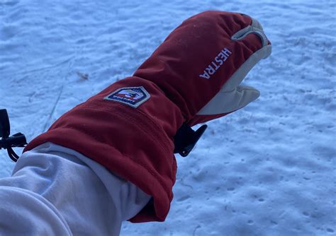 The 10 Best Ski Gloves of 2023, Tested and Reviewed