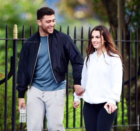 Sophia Peschisolido Nude The Fappening Photo FappeningBook