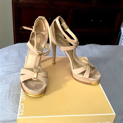 Leandra Michael Kors Beautiful Nude Suede Gem