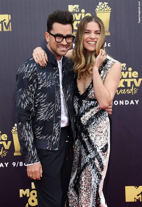 Annie Murphy Nude OnlyFans Leaks Fappening FappeningBook