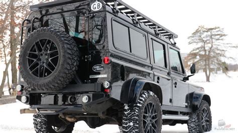Land Rover Defender (60 фото)