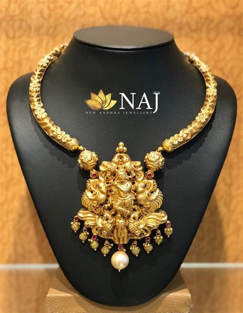 Mind Blowing Gold Temple Jewellery Collections South India Jewels