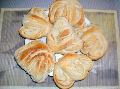 Домашние сахарные булочки - пошаговый рецепт с фото (107430 просмотров)