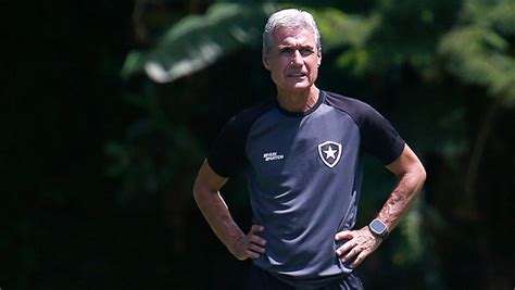 Luís Castro abre o jogo e faz aviso para o torcedor do Botafogo