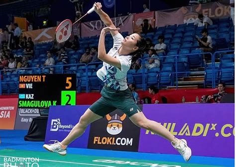 Hot girl cầu lông Thùy Linh hé lộ mục tiêu mới và bạn trai vui Tết không quên tập