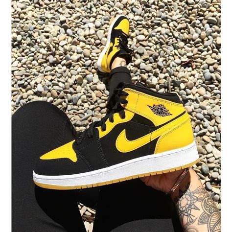 Jordan Preto E Amarelo