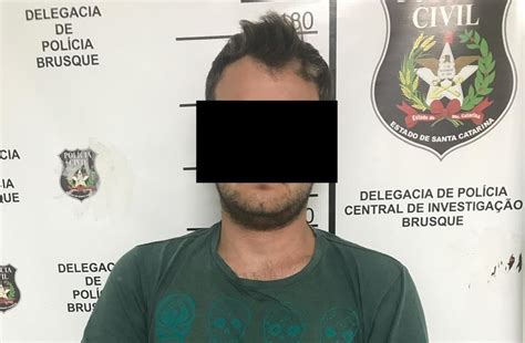 Suspeito De Roubo De Ve Culo Preso Pela Pol Cia Em Brusque