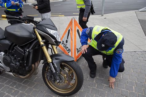 Genève la police traque les véhicules trop bruyants