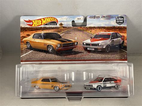 Hot Wheels Premium 2 Pack 73 Holden Monaro GTS 77 Holden Torana A9X