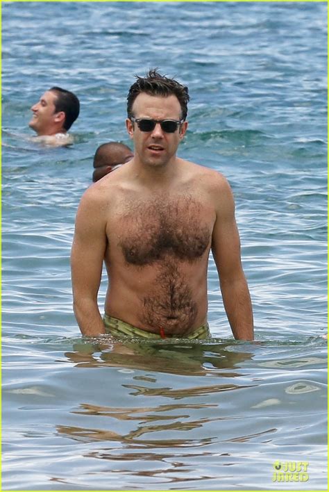 Olivia Wilde Shirtless Jason Sudeikis Kissing In Hawaii Photo Bikini Jason