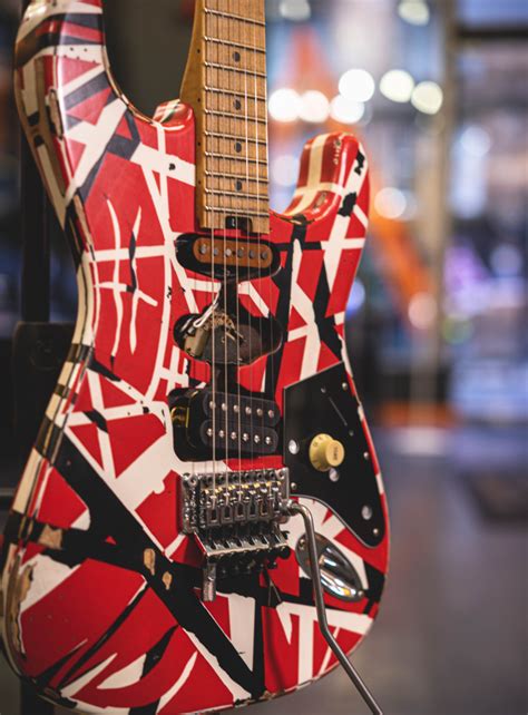 10 Most Famous Guitars And Their Rockstar Owners Guitarguitar