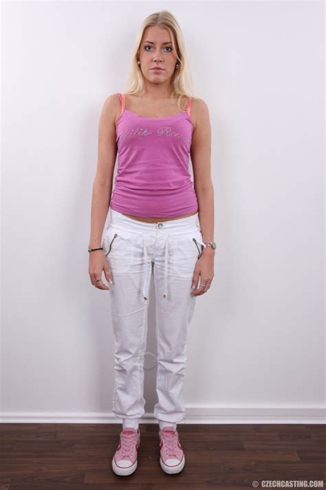 Hot Blonde Model Poses Nude Porn Pictures XXX Photos Sex Images PICTOA