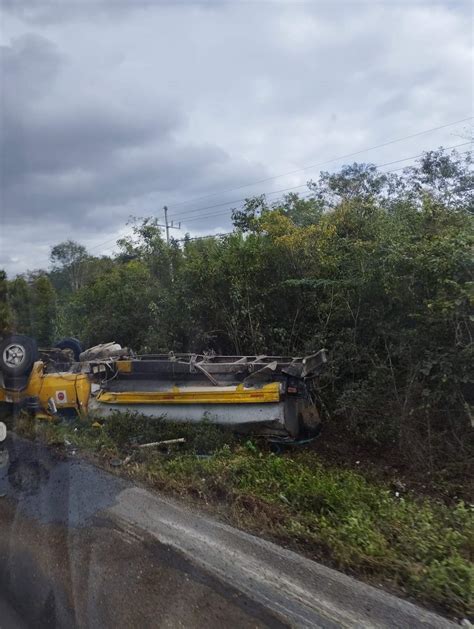 Reportan Fuerte Accidente Carretero En La M Rida Canc N