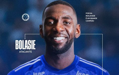 Yannick Bolasie já passou pelo Sporting e é reforço do Cruzeiro