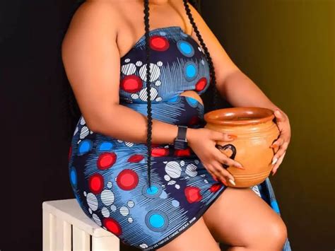 Curvy Ebony Cam Free Live Nude Sex Show Chat Camsoda