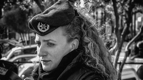 Голубки надежды - YouTube