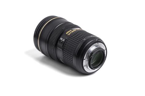 Nikkor 24-70 f/2.8