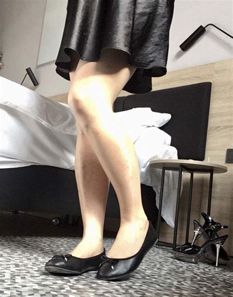 Shiny Nude Pantyhose Photo Ashemaletube