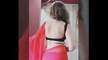 Horny Desi Beautiful Wife Strip Dance Xnxx