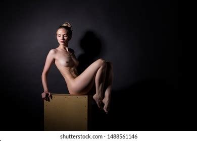 Artistic Nude Yoga Athletic Nude Woman Stock Photo Shutterstock